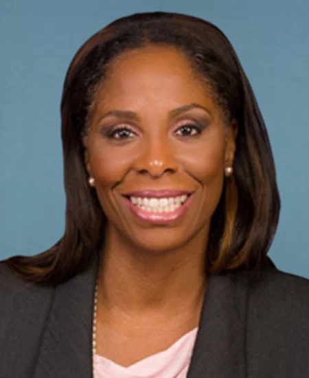 Congressional portrait of Plaskett, Stacey