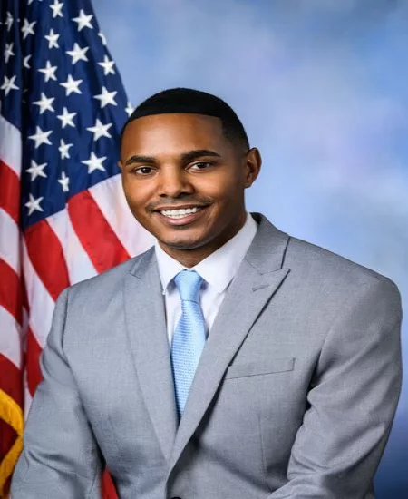 Congressional portrait of Torres, Ritchie