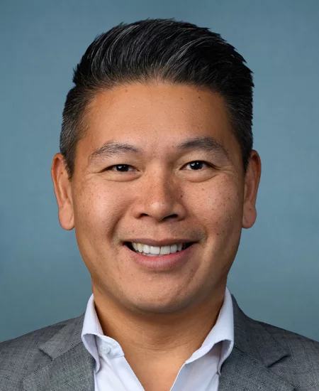 Congressional portrait of Tran, Derek